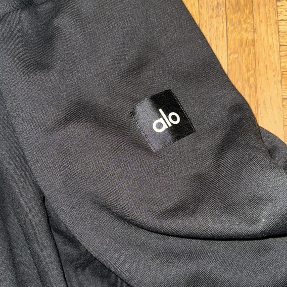 Alo yoga black zip up hoodie size 2XL great condition - Picture 2 of 5